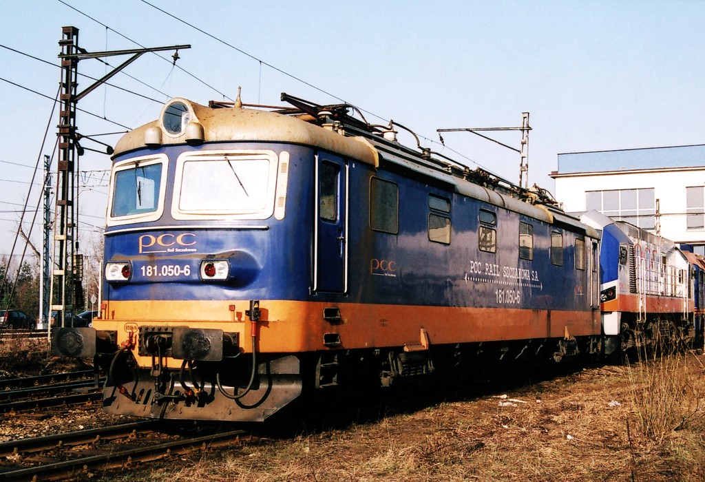 [1024x700] 181050b.jpg