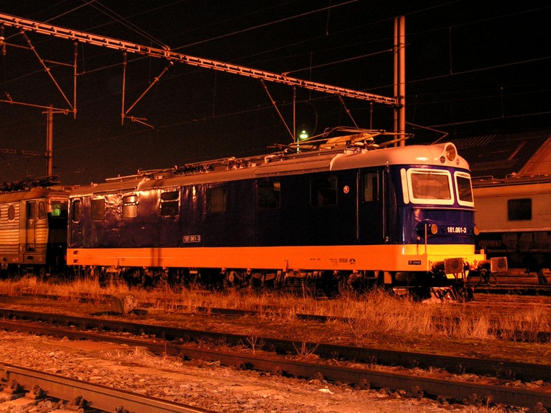 [800x600] 181061a.jpg