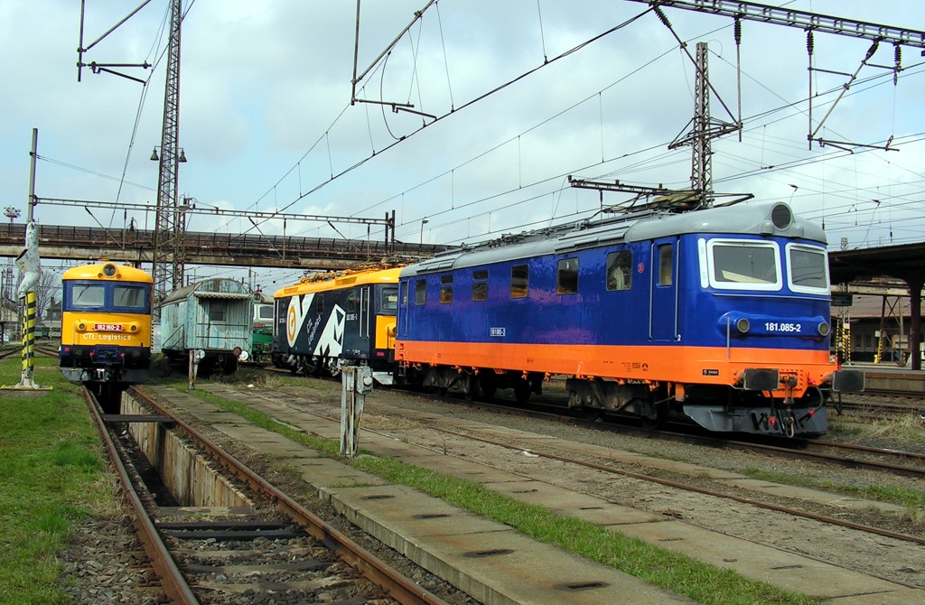 [1024x670] 181085a.jpg