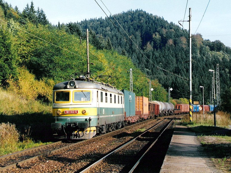 [800x600] 181102a.jpg