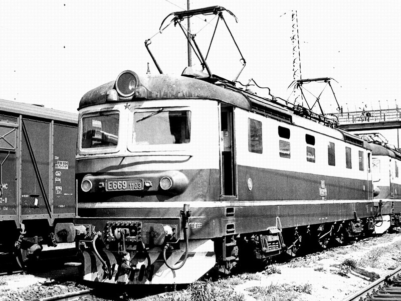 [800x600] 181103b.jpg