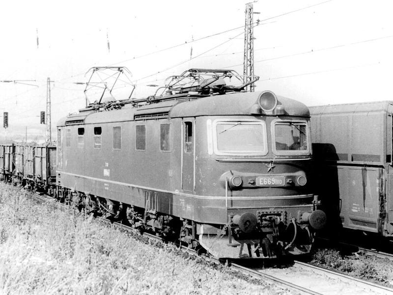 [800x600] 181110a.jpg