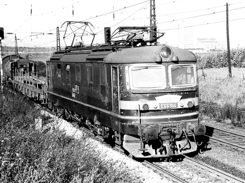 [800x600] 181116a.jpg