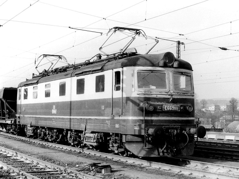 [800x600] 181119a.jpg