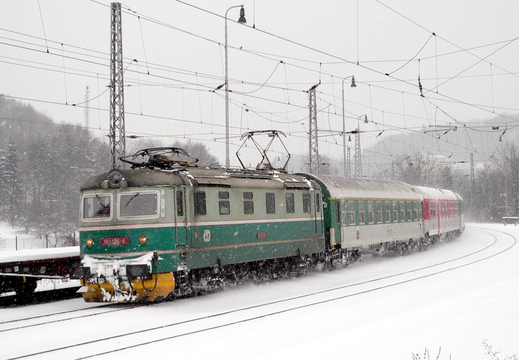 [1024x710] 181126a.jpg