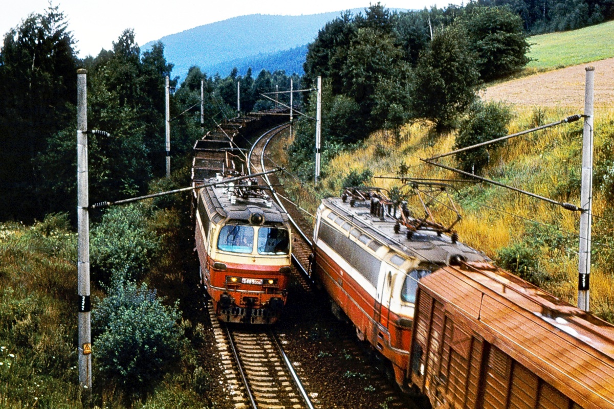 [1200x800] 230016b.jpg