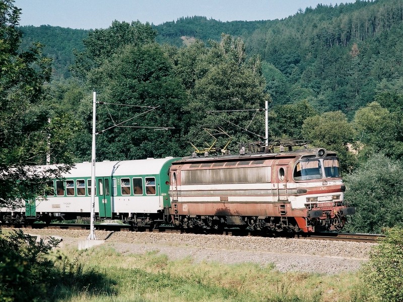 [800x600] 230016c.jpg