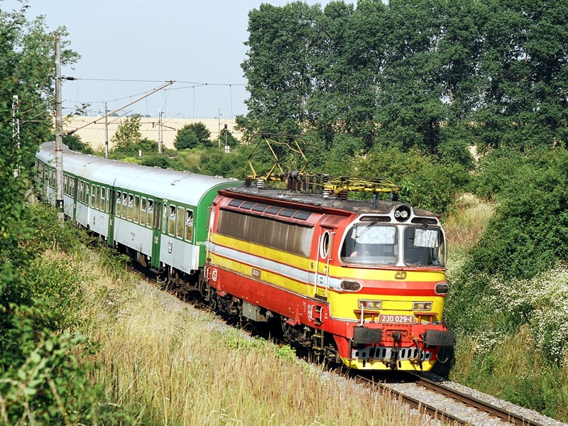 [800x600] 230029b.jpg