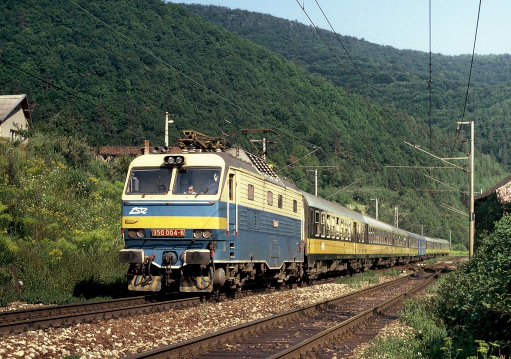 [1024x720] 350004l.jpg