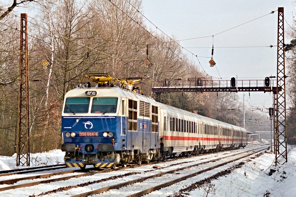 [1024x680] 350004m.jpg