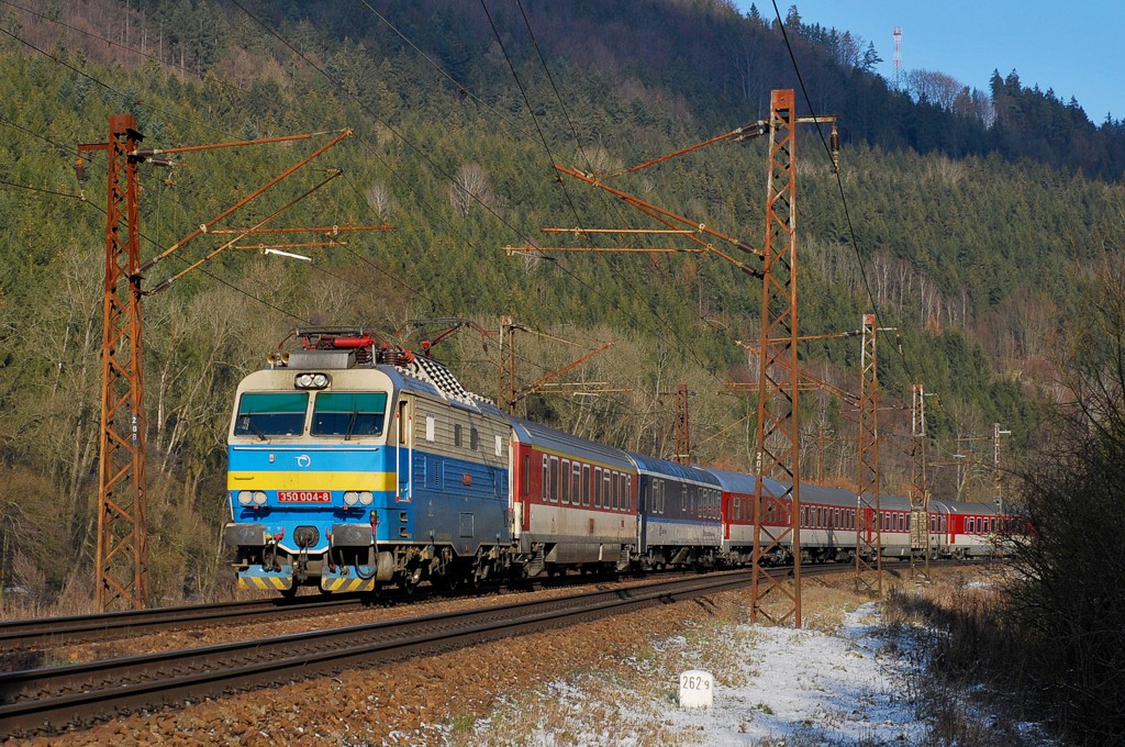 [1024x680] 350004o.jpg