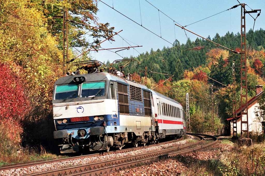 [1024x680] 350004r.jpg