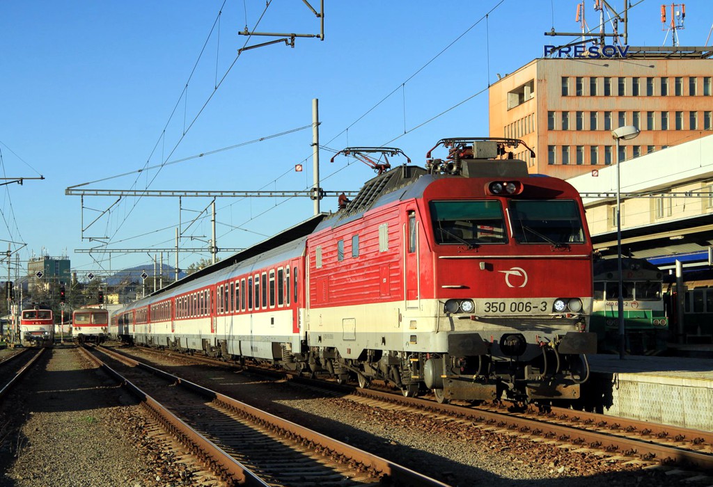 [1024x700] 350006i.jpg