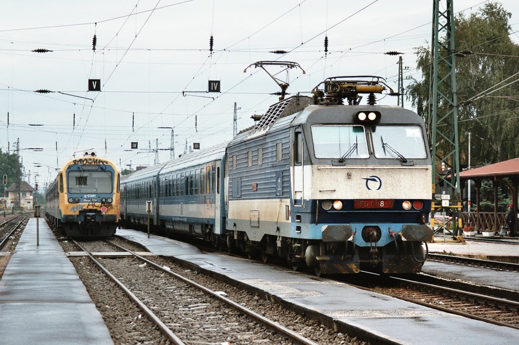 [1024x680] 350008e.jpg