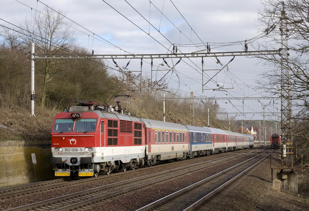 [1024x700] 350008i.jpg