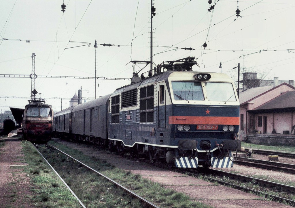 [1024x720] 350009b.jpg