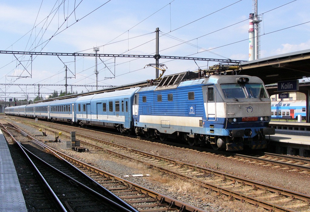 [1024x700] 350012d.jpg