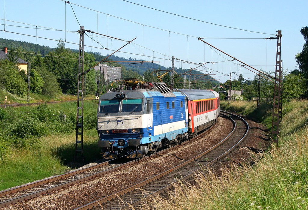 [1024x700] 350012g.jpg