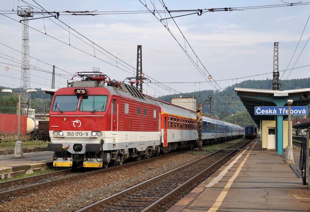 [1024x700] 350013b.jpg