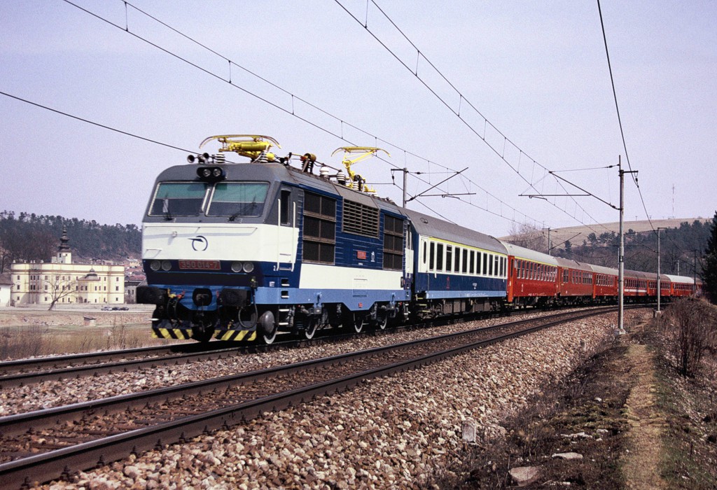 [1024x700] 350014g.jpg