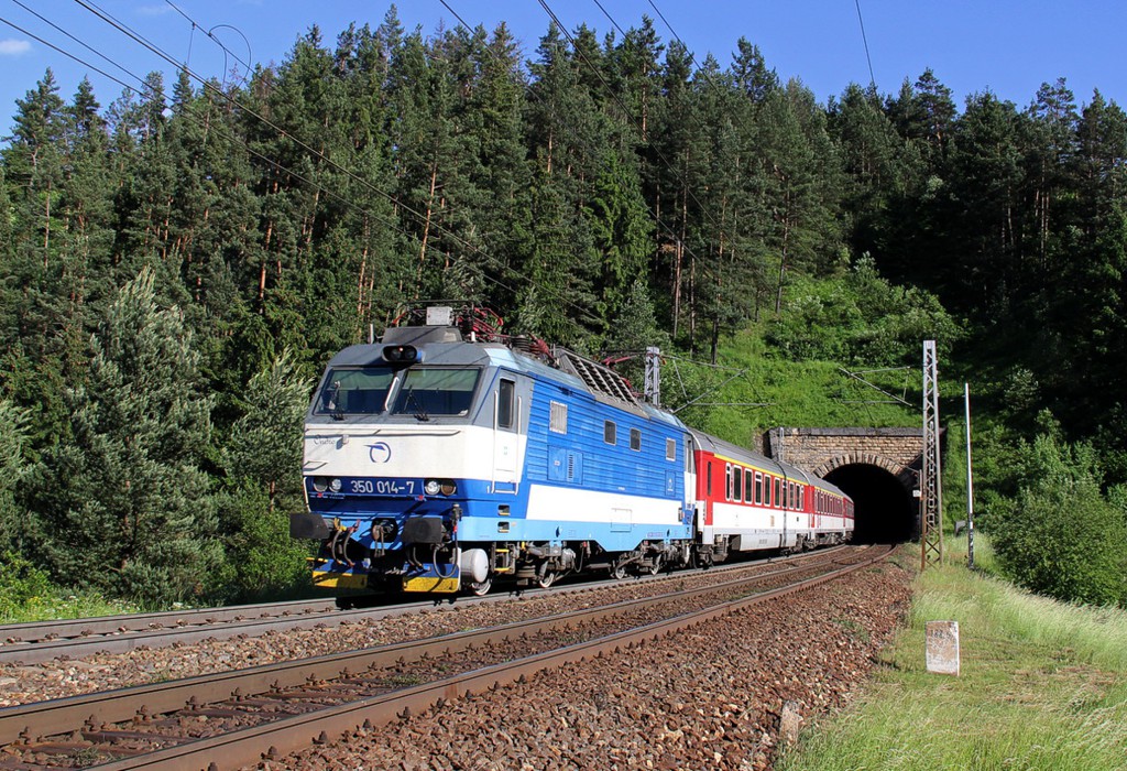 [1024x700] 350014j.jpg