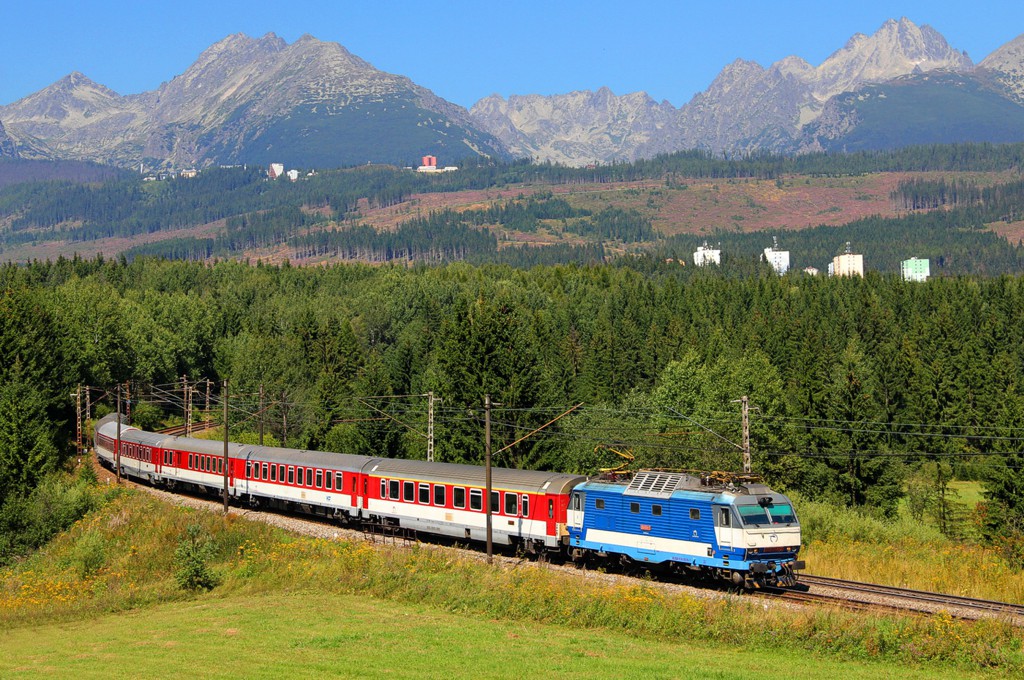 [1024x680] 350014k.jpg