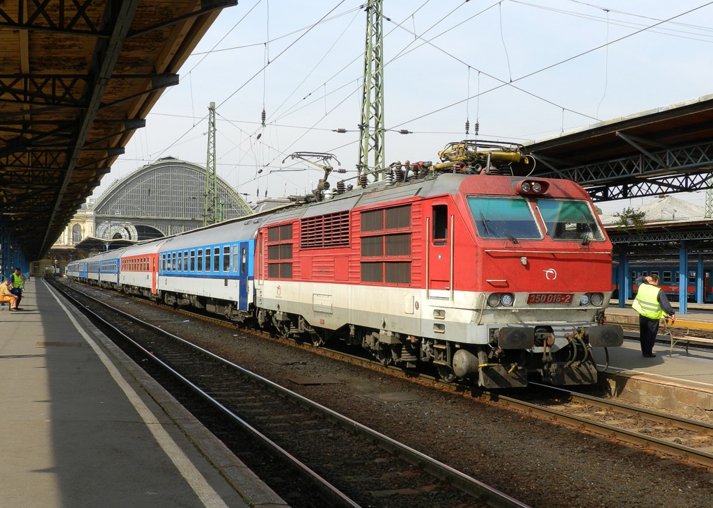 [1024x730] 350016b.jpg