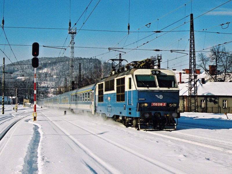 [800x600] 350016f.jpg