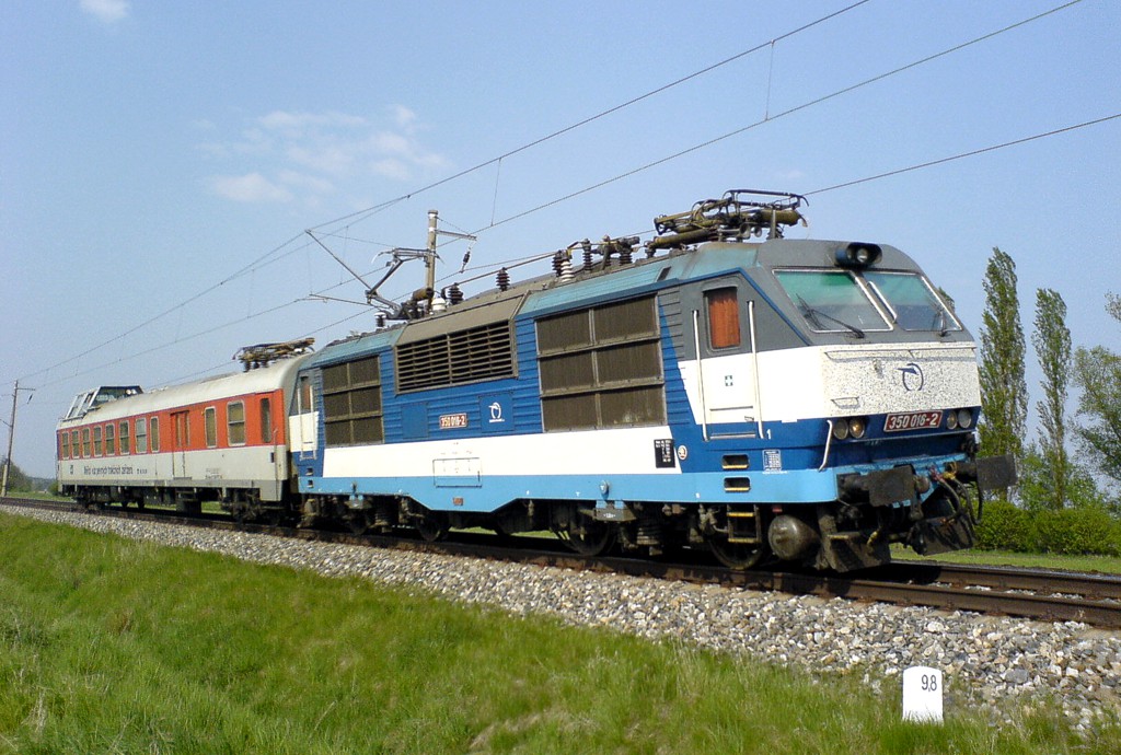 [1024x690] 350016j.jpg