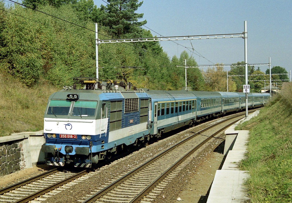 [1024x710] 350016l.jpg