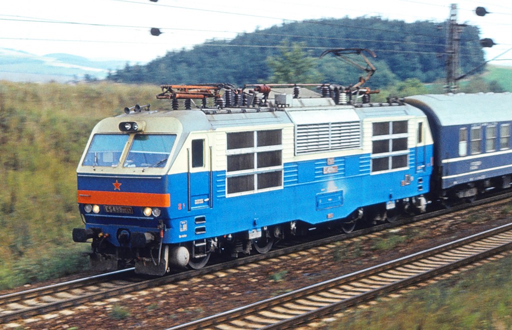 [1024x660] 350017b.jpg