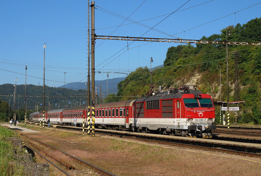 [1024x690] 350019f.jpg