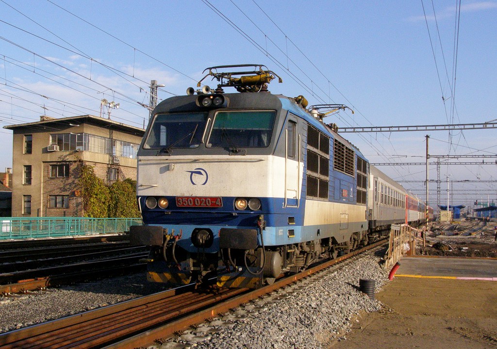 [1024x720] 350020f.jpg