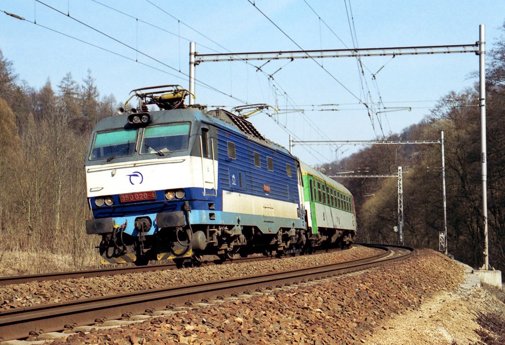 [1024x700] 350020i.jpg