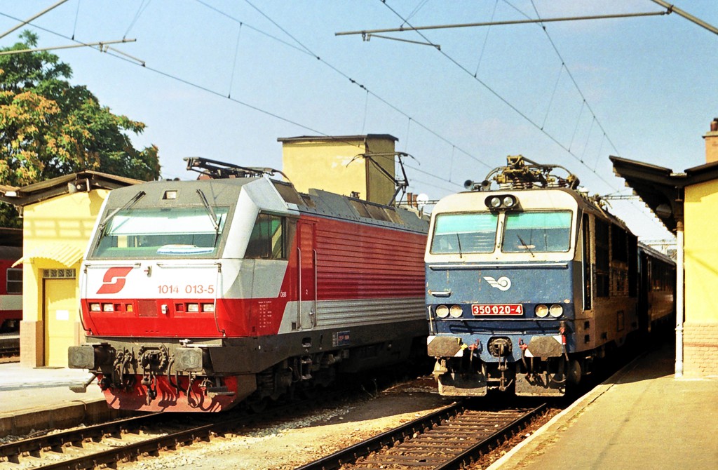 [1024x670] 350020l.jpg