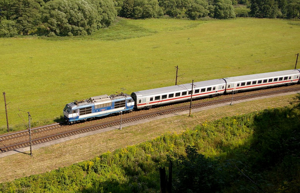 [1024x660] 350020m.jpg