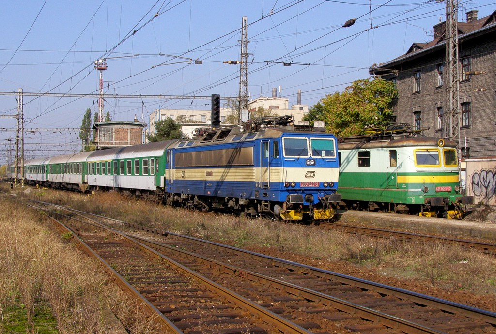 [1024x690] 363023b.jpg