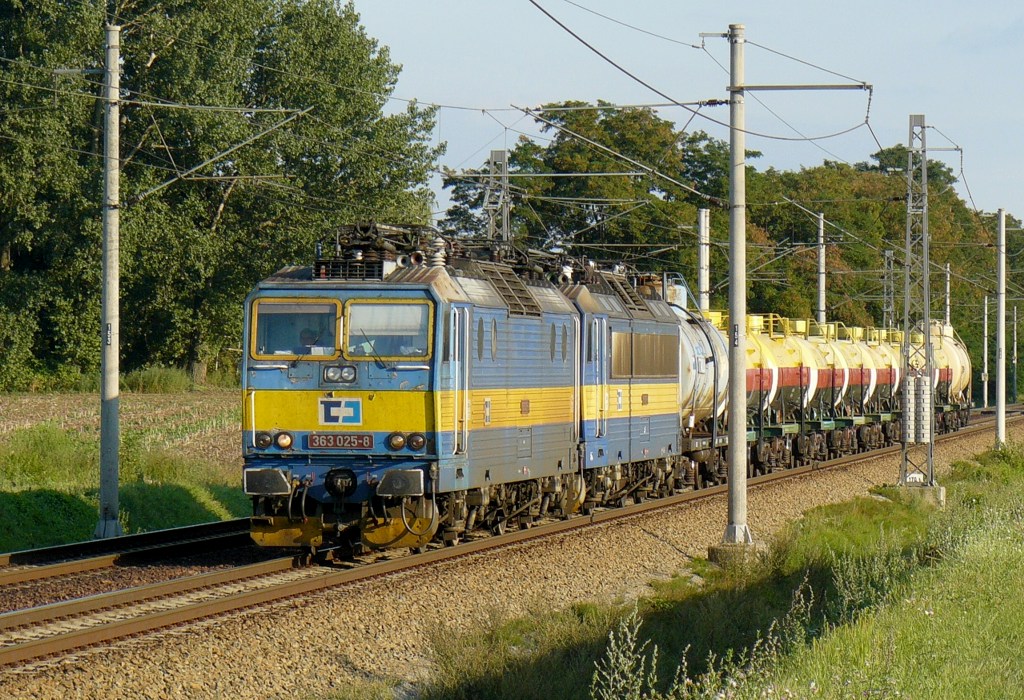 [1024x700] 363025a.jpg