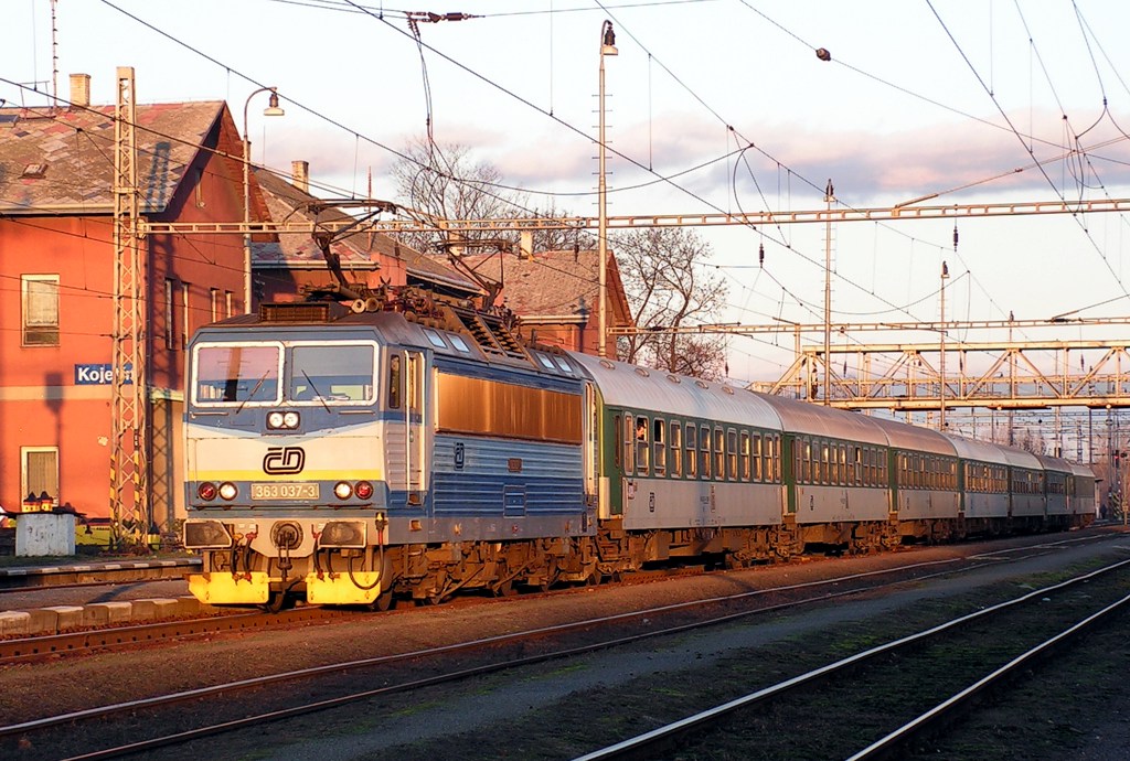 [1024x690] 363037b.jpg