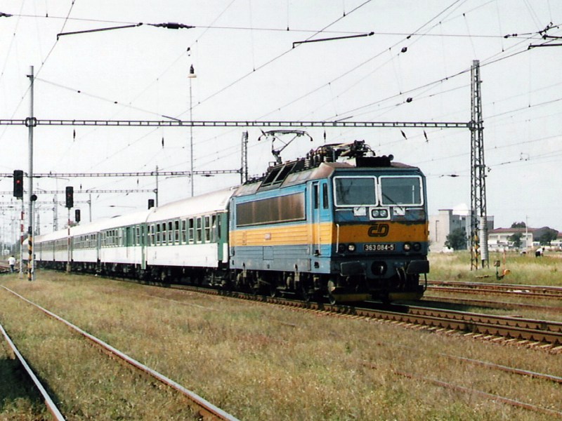 [800x600] 363084b.jpg