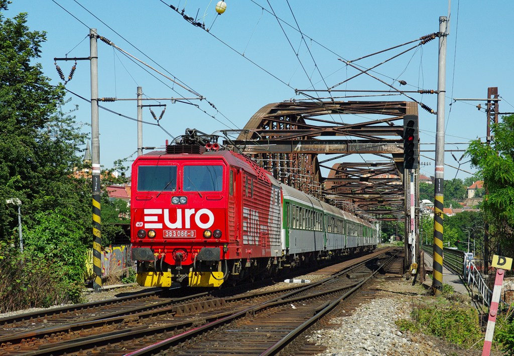 [1024x710] 363086d.jpg