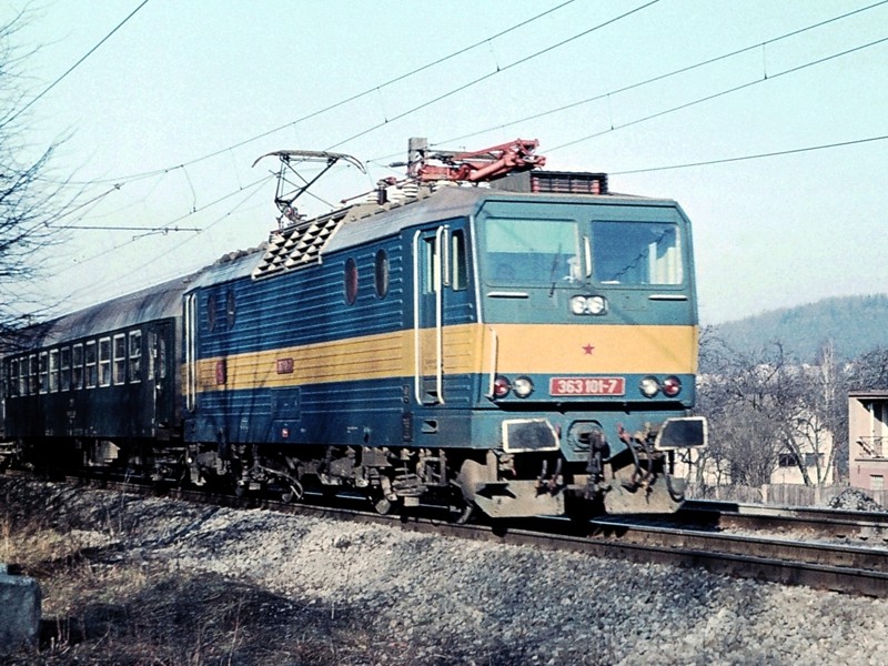 [800x600] 363101a.jpg