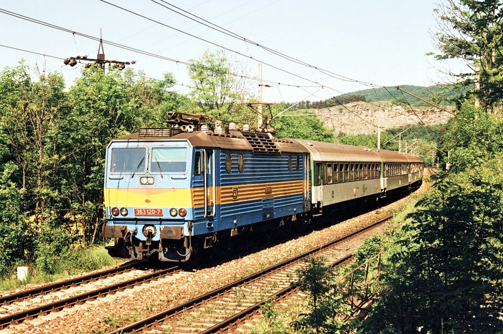 [1024x680] 363120d.jpg