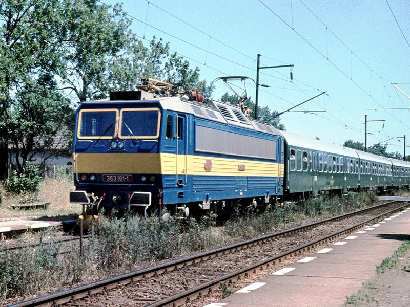 [800x600] 363161b.jpg