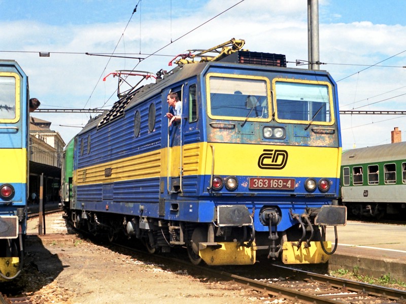 [800x600] 363169a.jpg