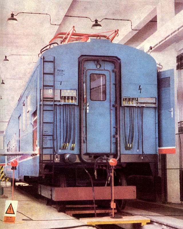 [640x800] 451001odzadu.jpg