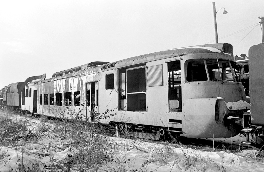 [1024x670] 451003b.jpg