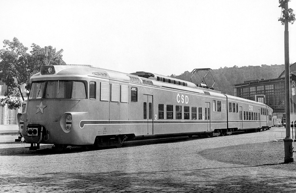 [1024x670] 451008d.jpg