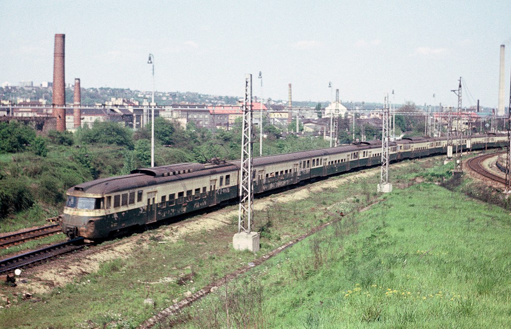 [1024x660] 451010a.jpg