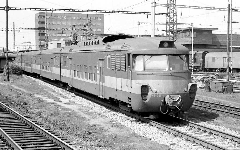 [1024x640] 451011a.jpg